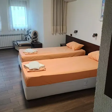 билдникс Pensionat Malko Tŭrnovo